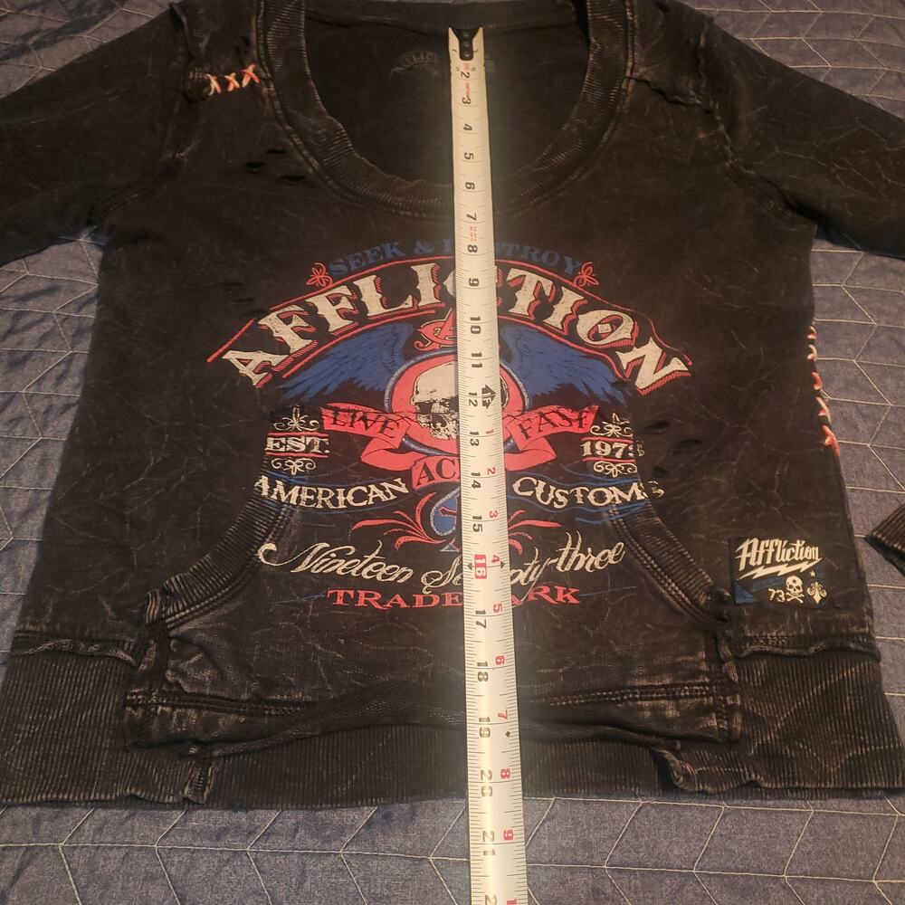 Vintage Y2K Affliction Distressed Skull Wing Mineral Wash Sweatshirt Women's M - Picture 9 of 9
